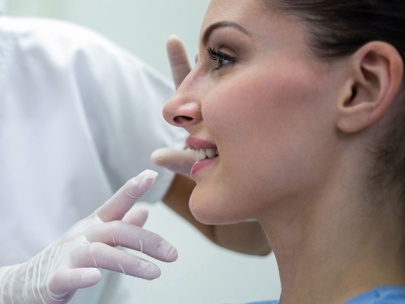 yurtdisi-hastalar-icin-istanbulda-piezo-ultrasonik-rinoplasti