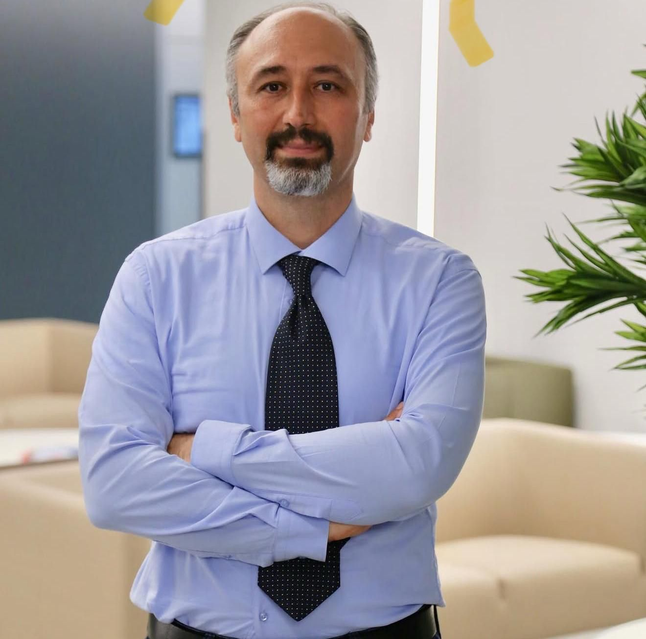 Doç. Dr. Ali Seyed Resuli