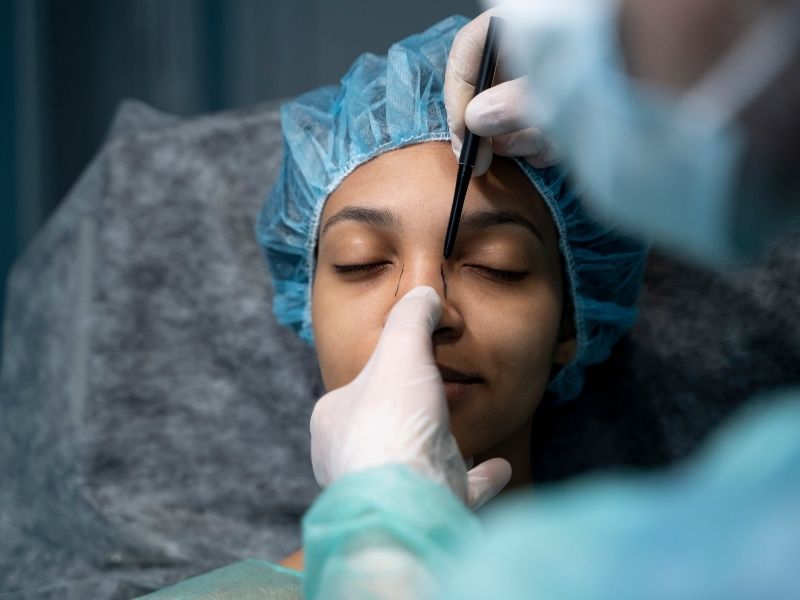 ameliyat-sonrasi-keloid-riskini-azaltmak-icin-neler-yapilir